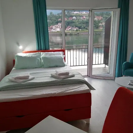 Leolaz Apartment