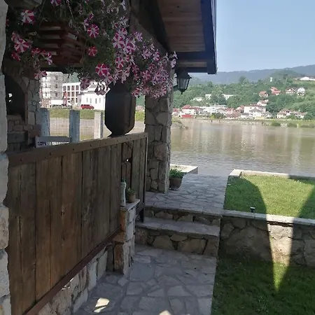Leolaz Apartment